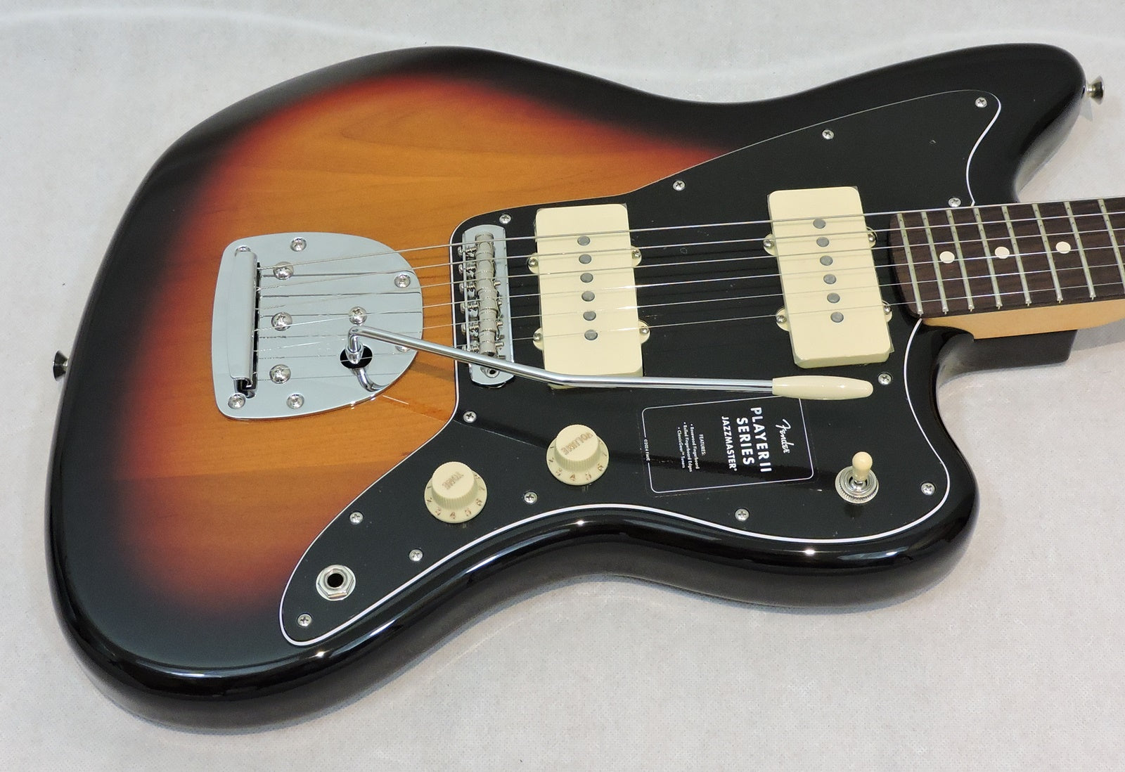 *NEW* Fender Player II Jazzmaster®, Rosewood Fingerboard, 3-Tone Sunburst