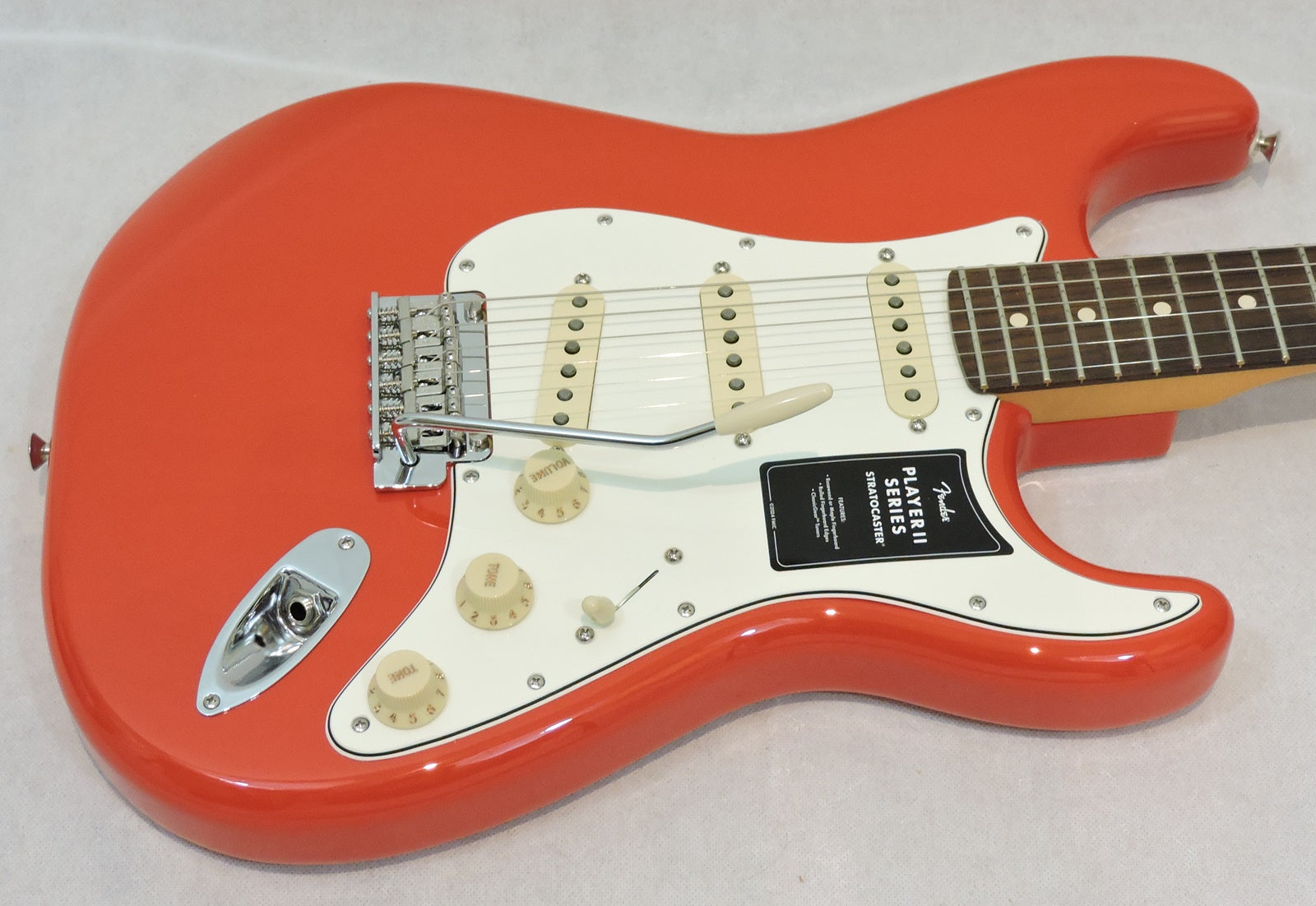 *NEW* Fender Player II Stratocaster®, Rosewood Fingerboard, Coral Red