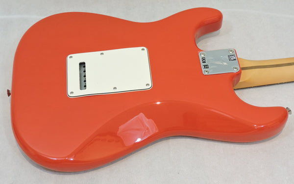 *NEW* Fender Player II Stratocaster®, Rosewood Fingerboard, Coral Red