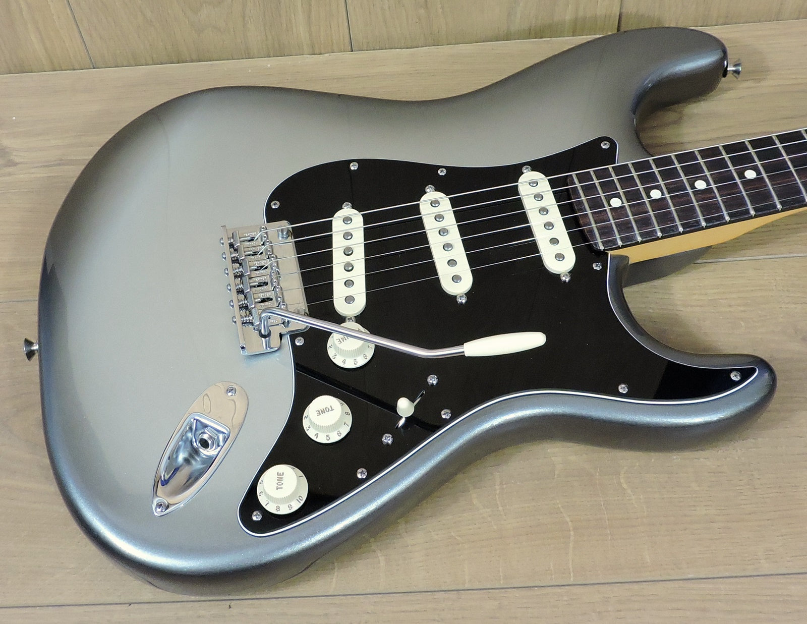 Used american deals fender stratocaster