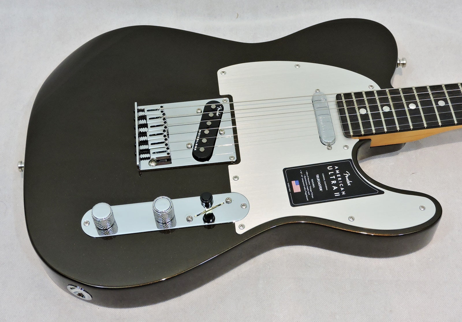 *NEW* Fender American Ultra II Telecaster®, Ebony Fingerboard, Texas Tea