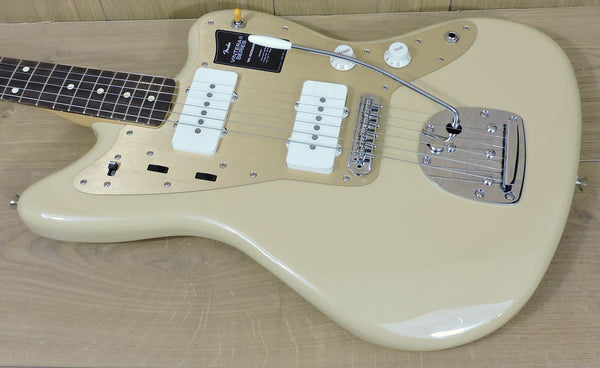 Fender Vintera® II '50s Jazzmaster®. Desert Sand. Rosewood Fingerboard