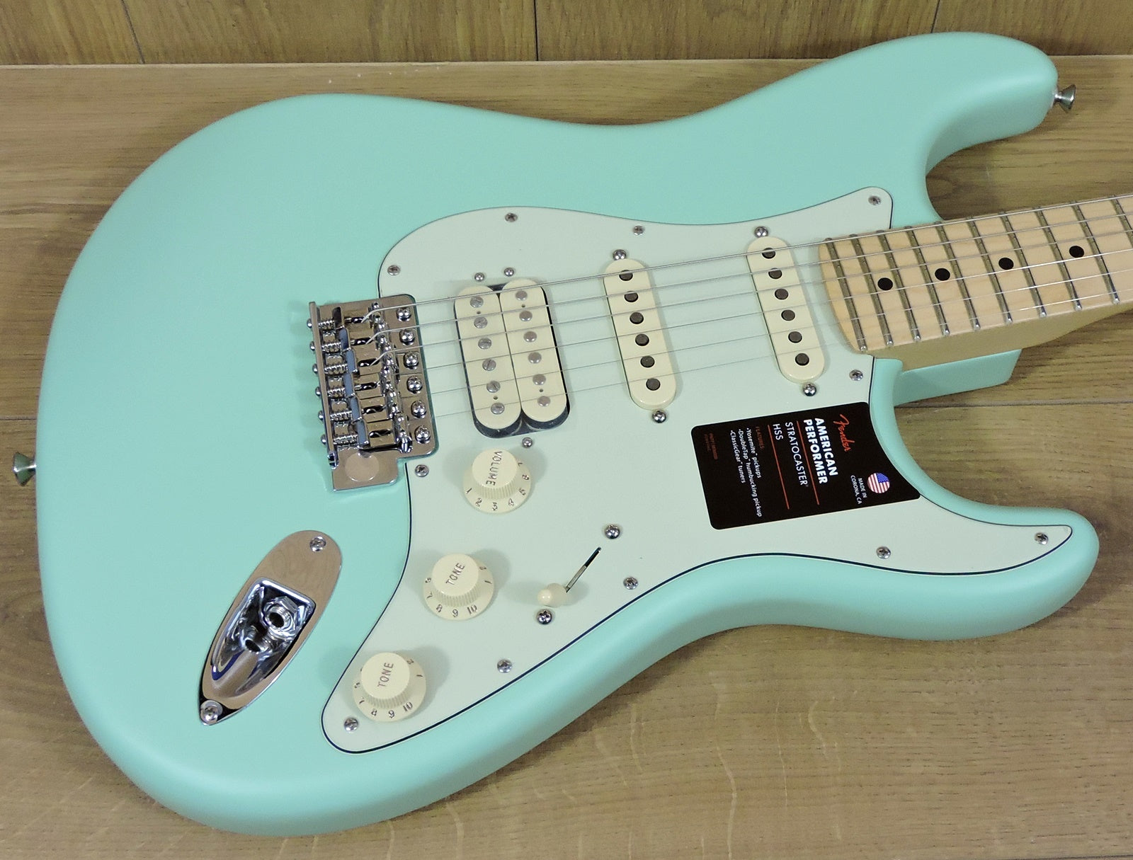 Fender American Performer Stratocaster HSS. Satin Surf Green