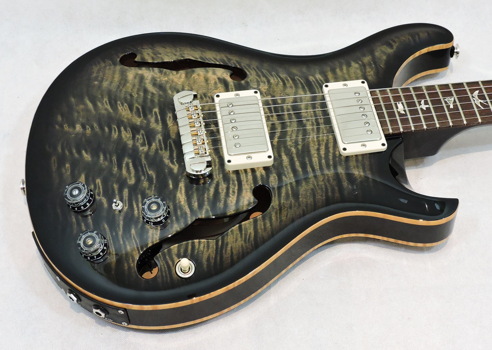 PRS Hollowbody II Piezo Charcoal Burst - ONE OFF - ONE PIECE TOP & BACK. MINT - Used