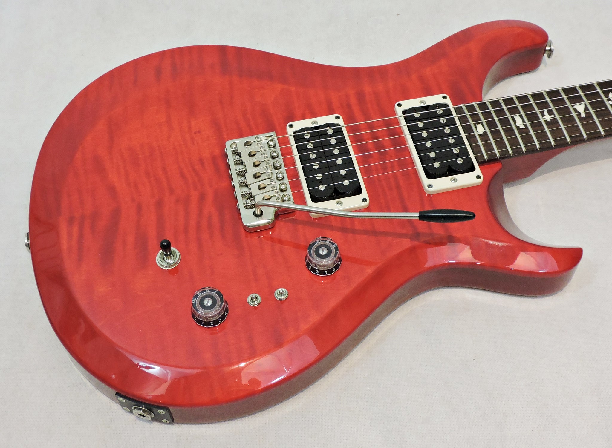 PRS S2 Custom 24 35th Anniversary. Scarlet Red