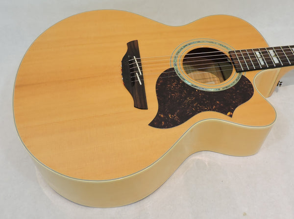 Takamine EG523SC Jumbo Electro-Acoustic with Hard Case - Used